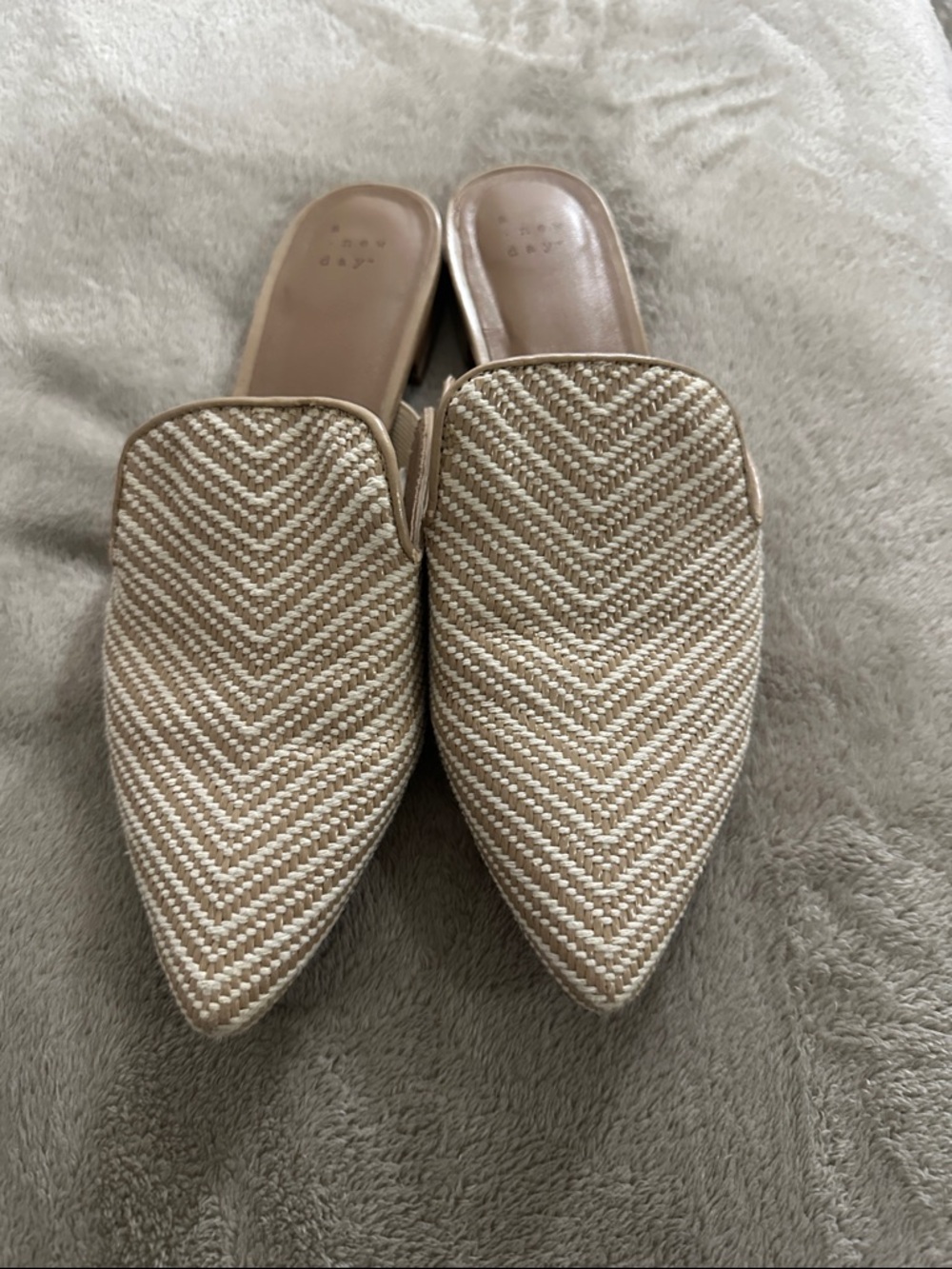 a new day Woven Pointed Toe Mules in Beige and White